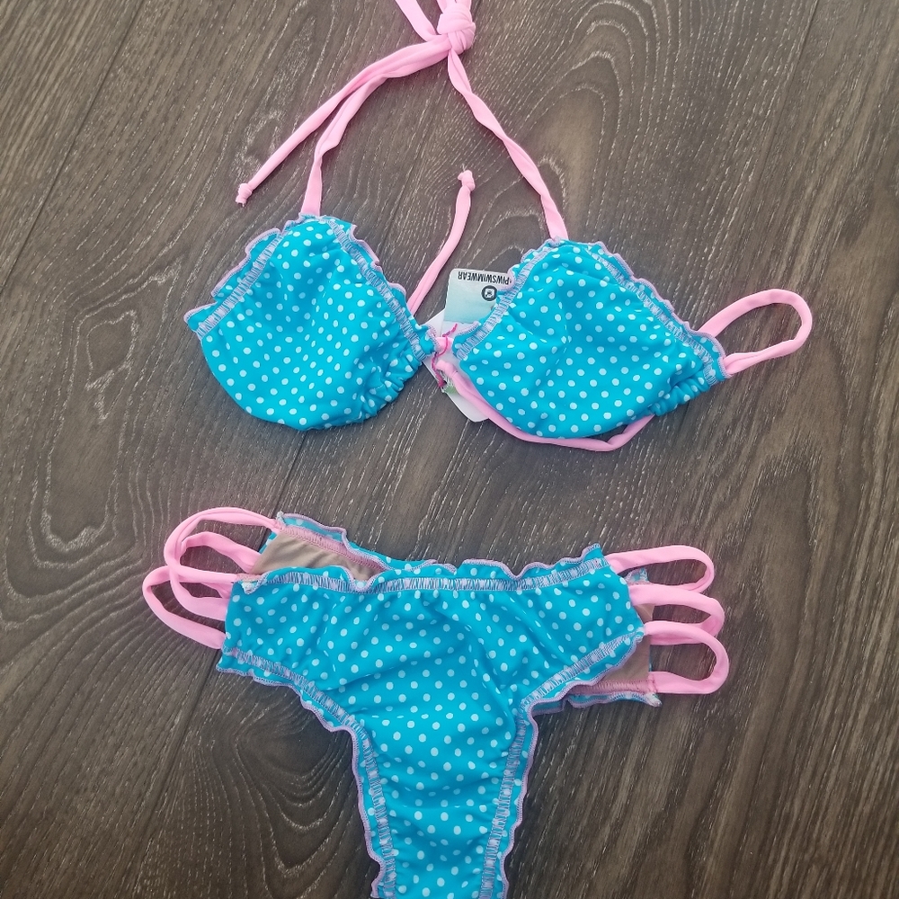 Bathing suit